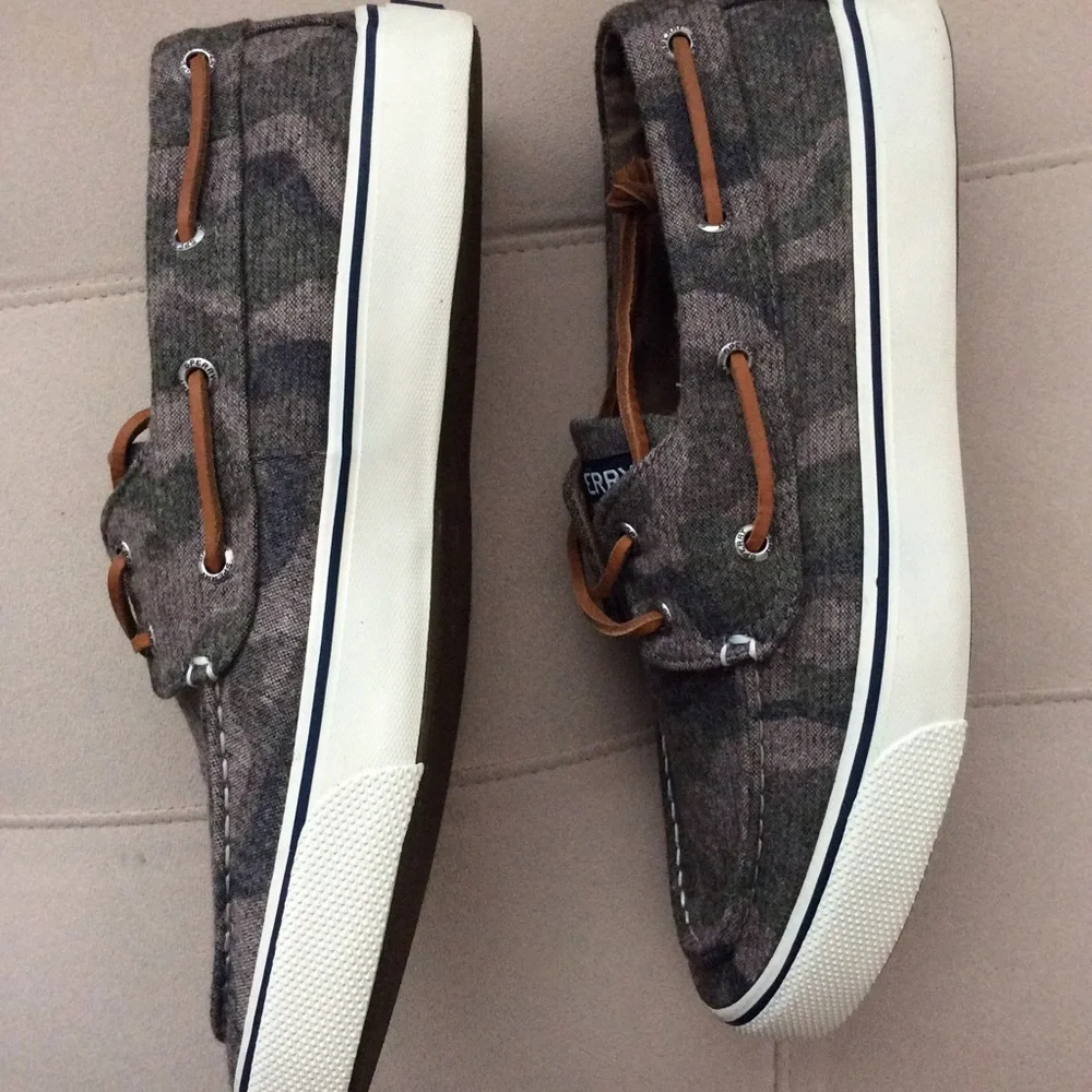 “NIB” Sperry Men’s Boat Shoe